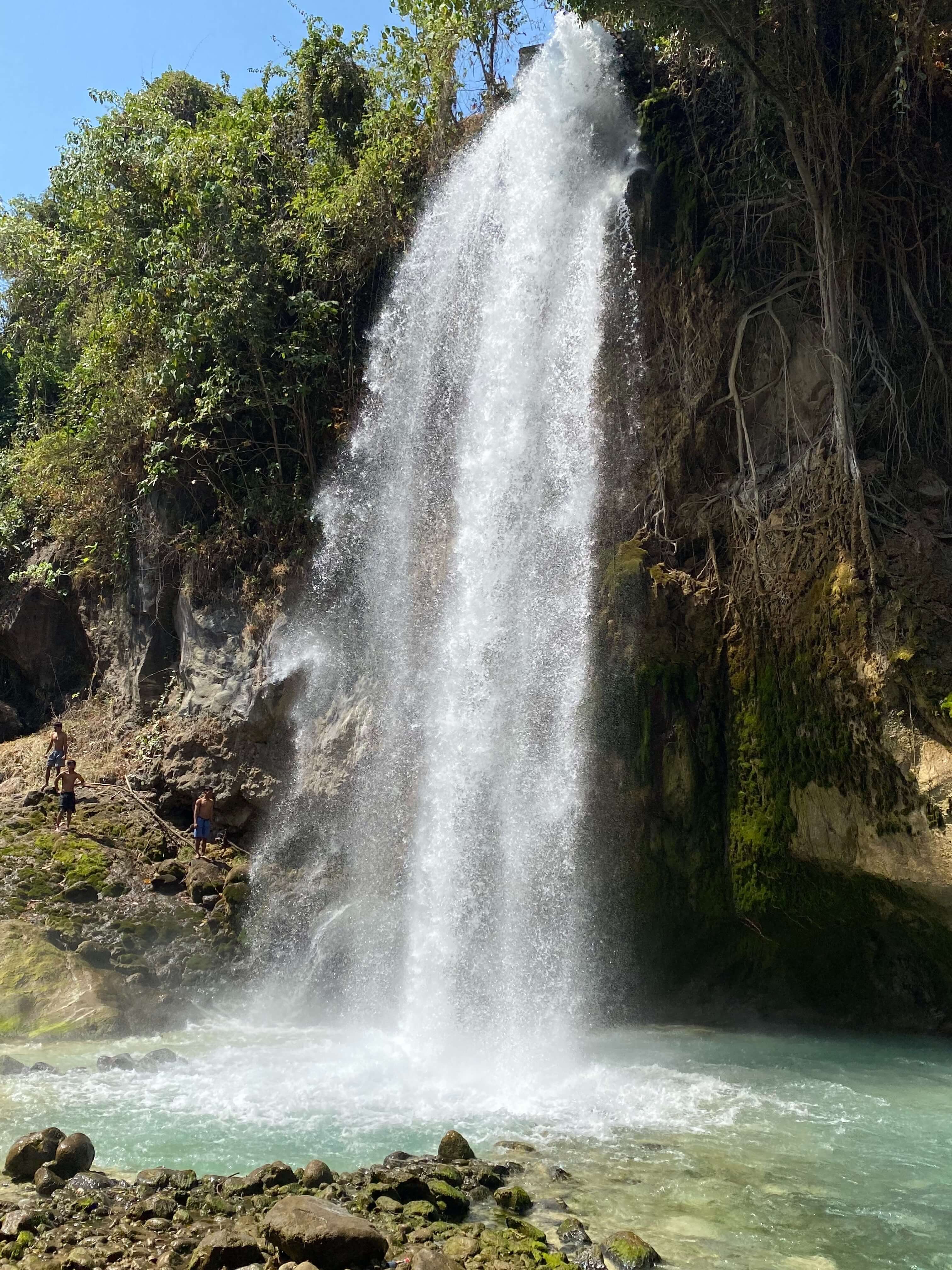 Trekkers on the Rinjani trail